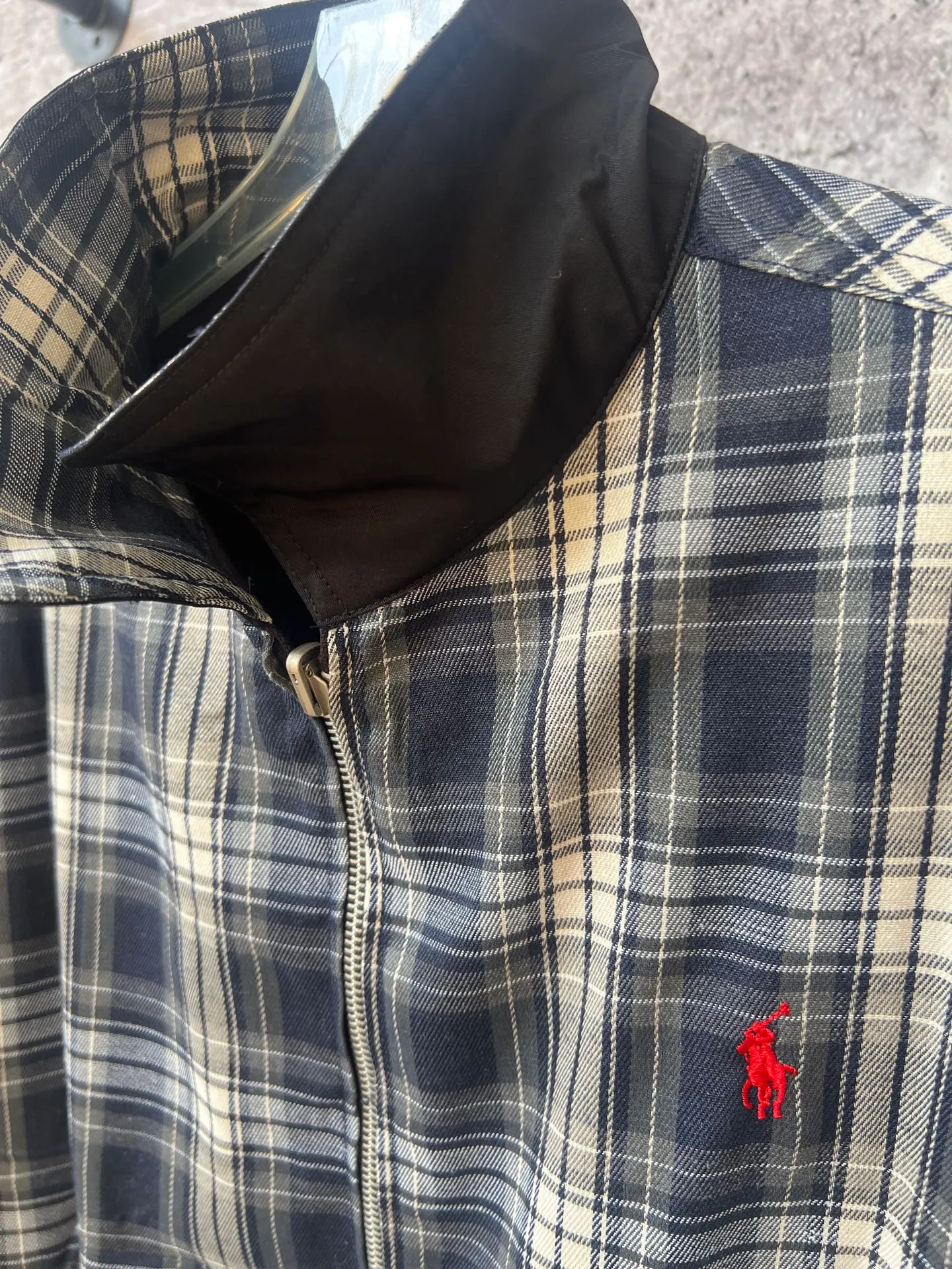 P390 Ralph Lauren autumn reversible jacket for men and women at the same price, reversible, one side is pure cotton woven, the inner plaid pattern, embroidery on both sides, and the craftsmanship details are restored